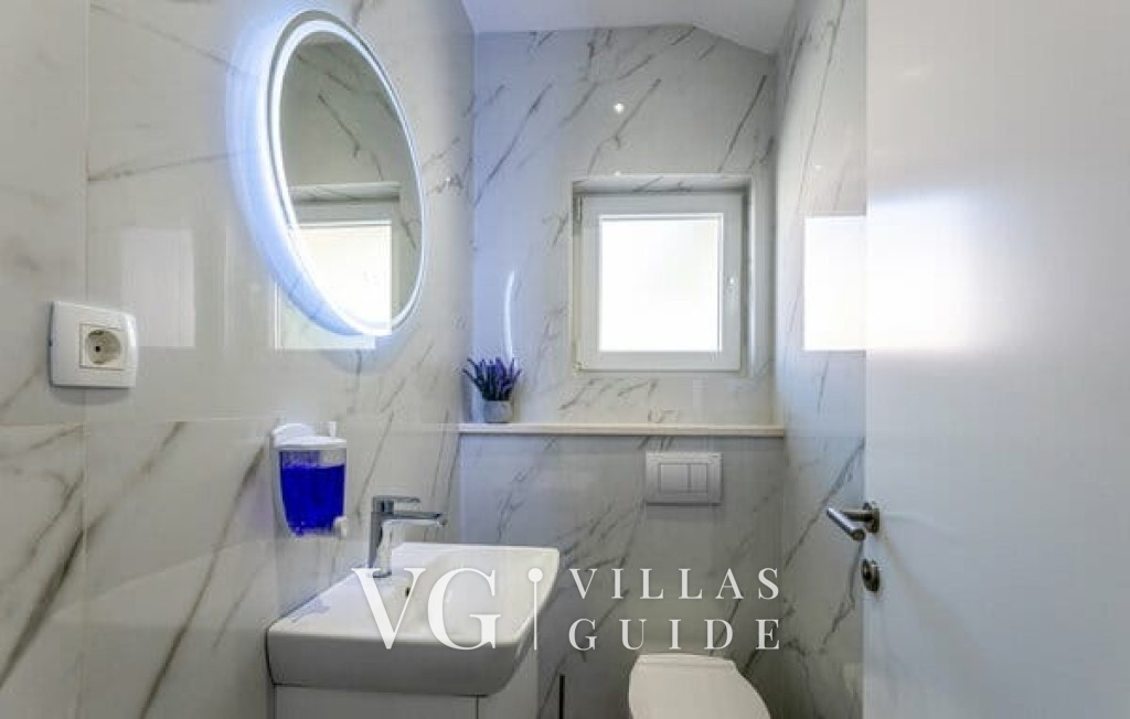 Apartman Grace 2 Gästetoilette