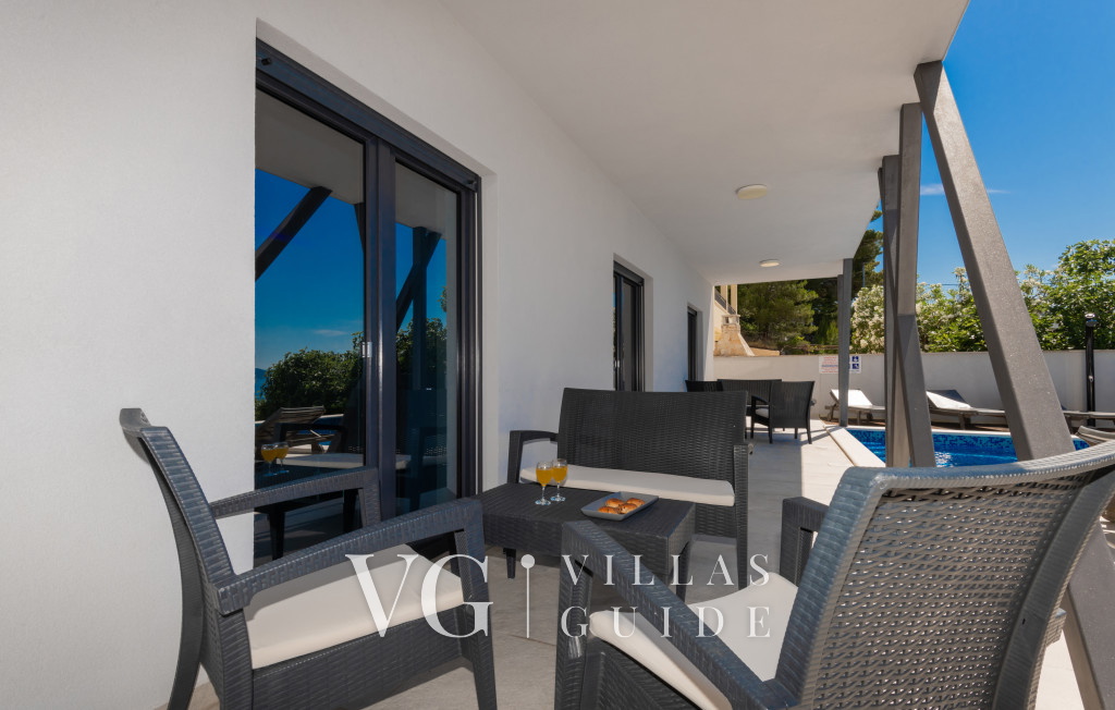 Apartman Mia 2 - Omiš-Medići Garden and property exterior