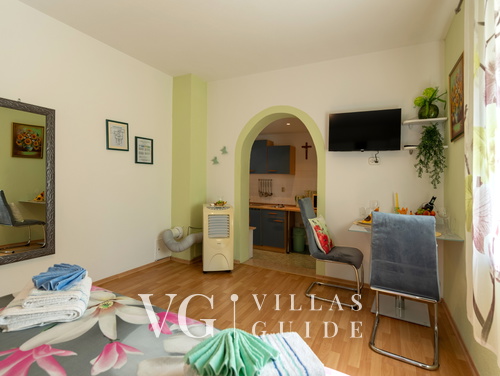 Cozy Studio Lucija with Terrace & Garden - Crikvenica