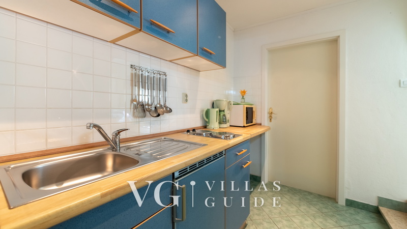 Cozy Studio Lucija with Terrace & Garden - Crikvenica