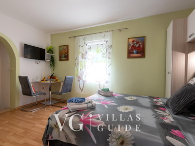 Cozy Studio Lucija with Terrace & Garden - Crikvenica