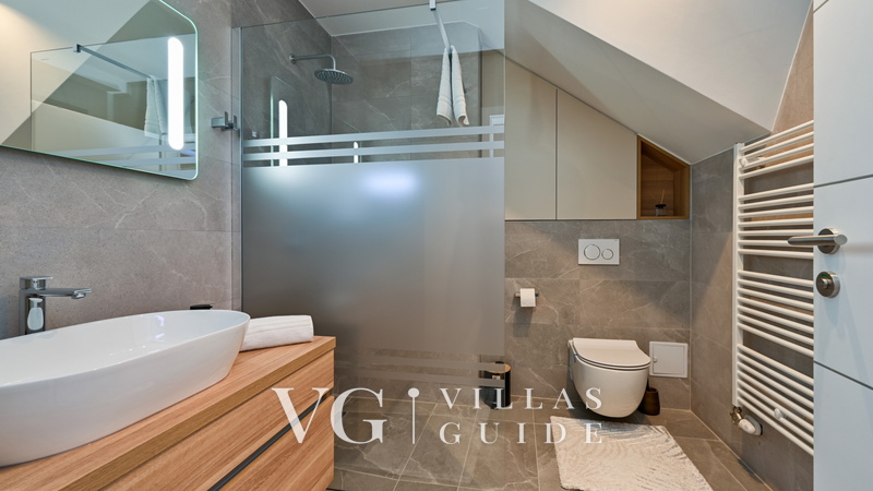 Villa Lady Berga Bathroom