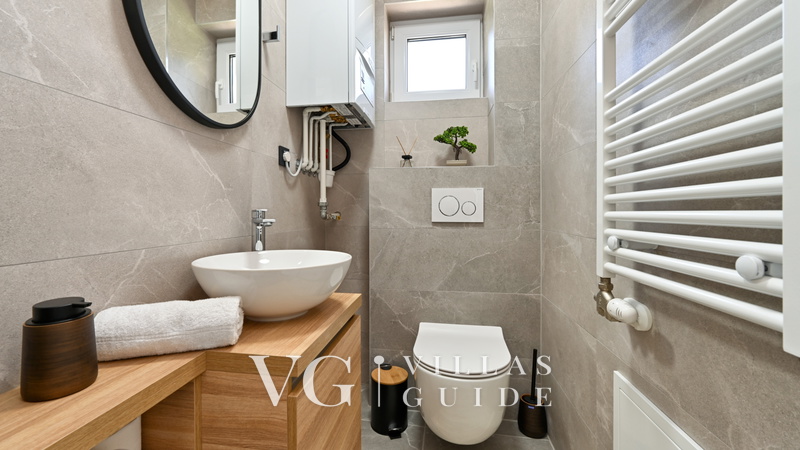 Villa Lady Berga Guest toilet