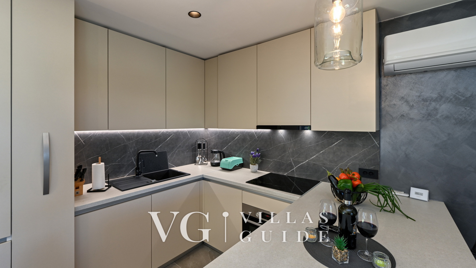 Villa Lady Berga Kitchen