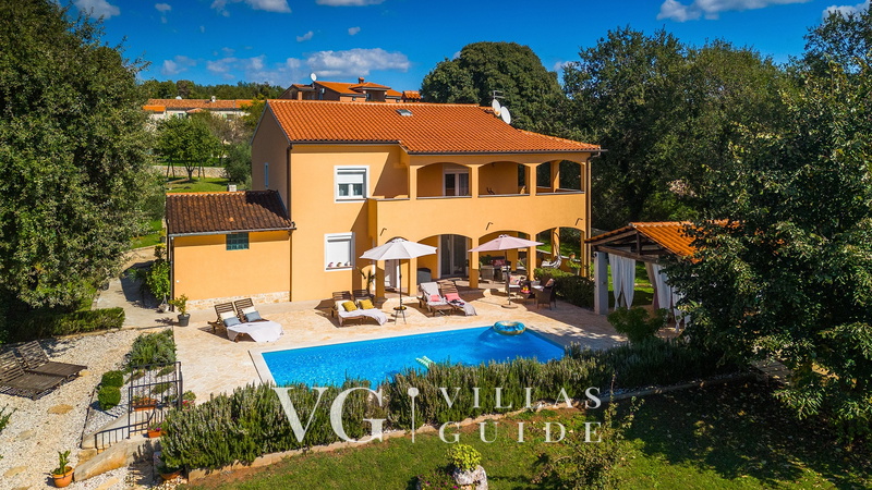 Villa Alma Garten und Außenbereich