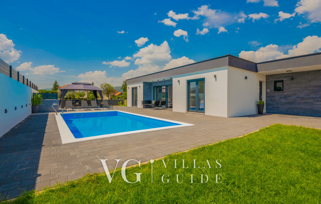 Villa Kristina - Makarska-Donji Proložac Dvorište i vanjski dio objekta