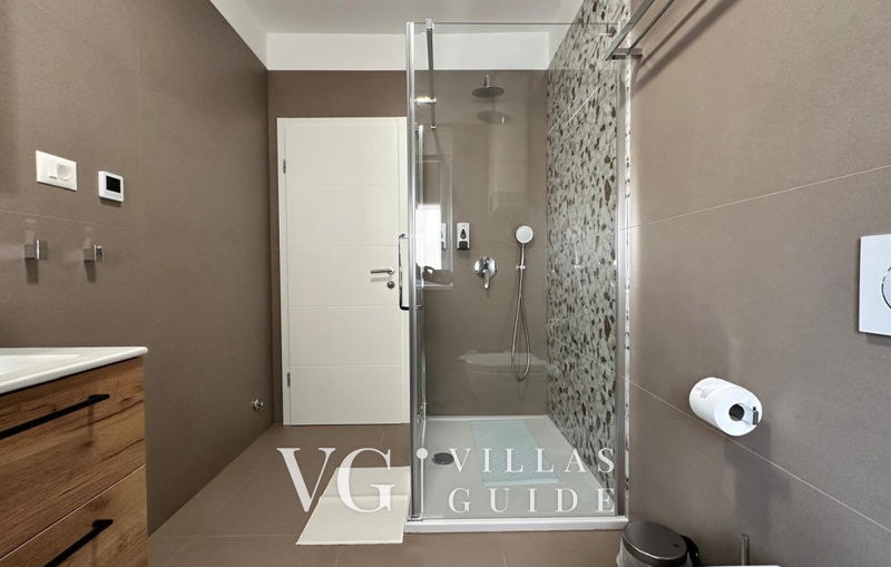 App Residence Contessa with terrace Bathroom