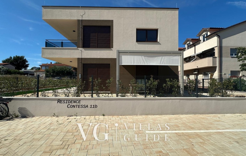 App Residence Contessa with terrace Garden and property exterior