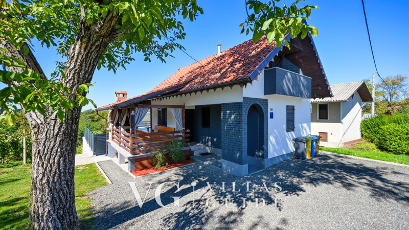 Villa Vinea Garden and property exterior