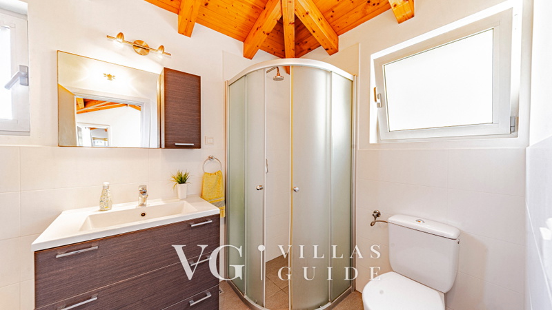 Villa Antonia Bathroom