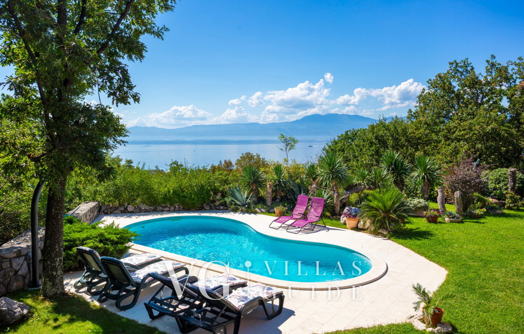 Villa Anamia with seaview