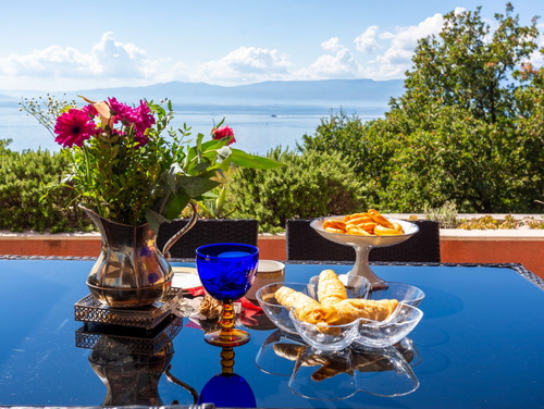 Villa Anamia with seaview