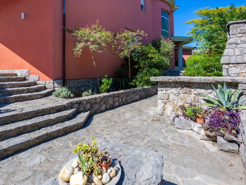 Villa Anamia with seaview