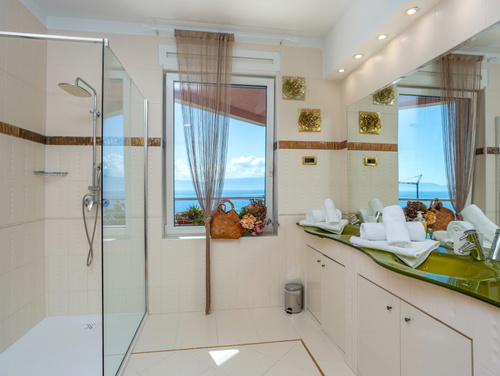 Villa Anamia with seaview