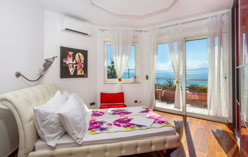 Villa Anamia with seaview