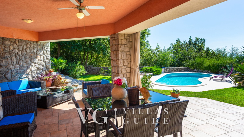 Villa Anamia with seaview