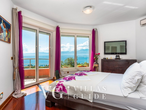 Villa Anamia with seaview