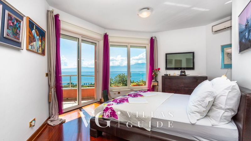 Villa Anamia with seaview