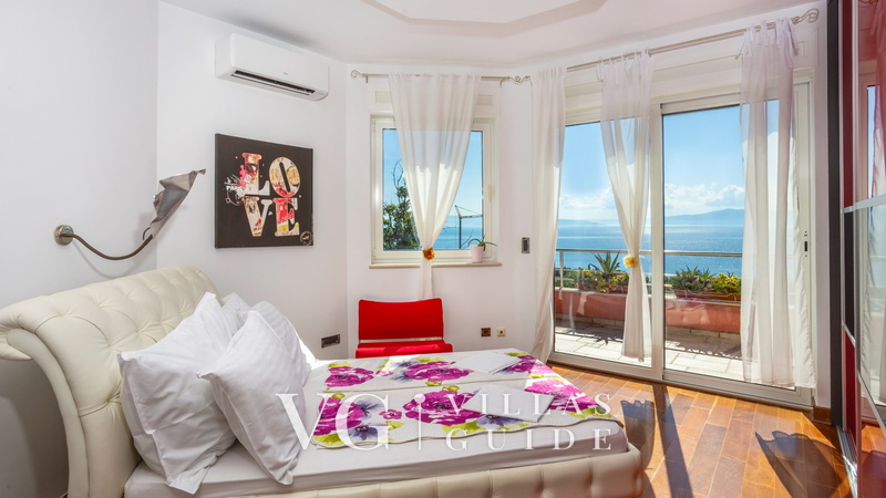 Villa Anamia with seaview Camera da letto