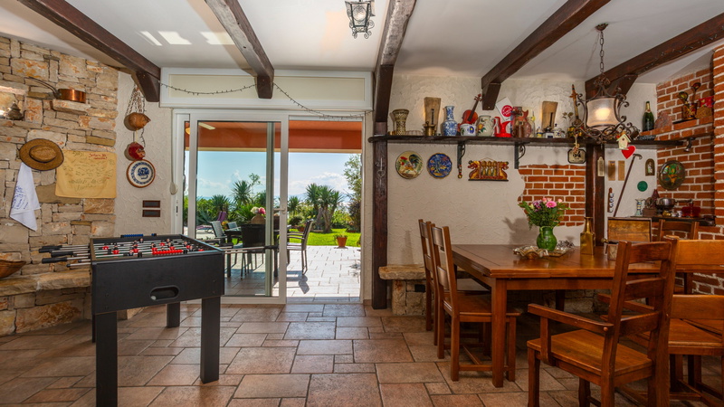 Villa Anamia with seaview