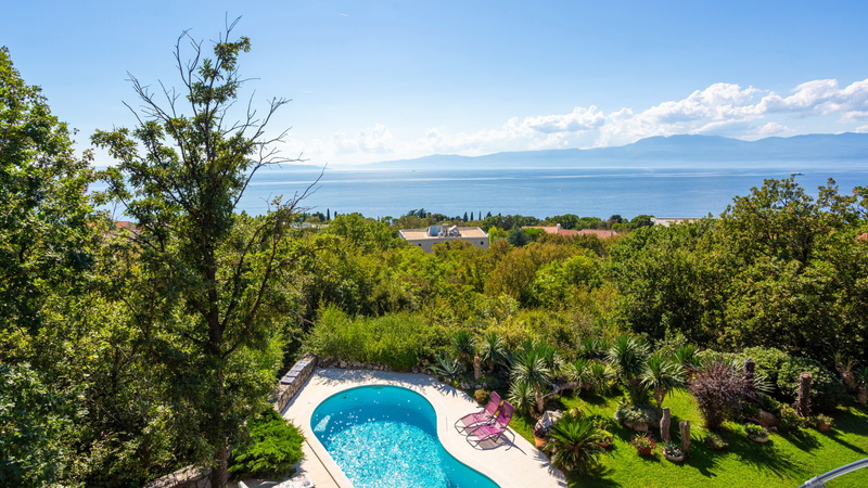 Villa Anamia with seaview
