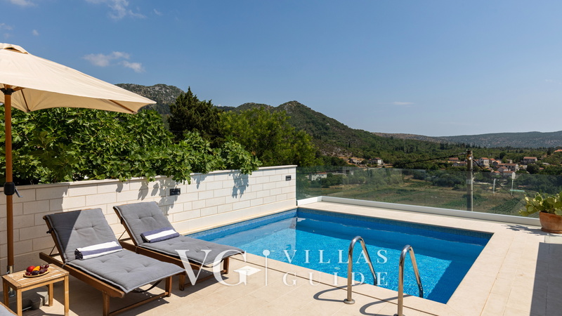 House on the rock Piscina