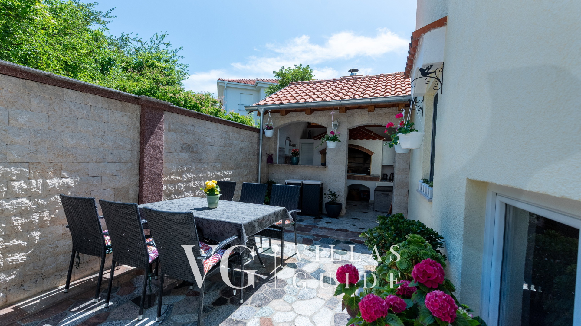 Cozy Getaway Lucija 1