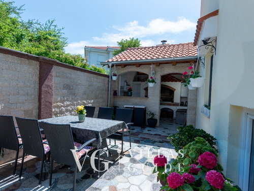 Cozy Getaway Lucija 1