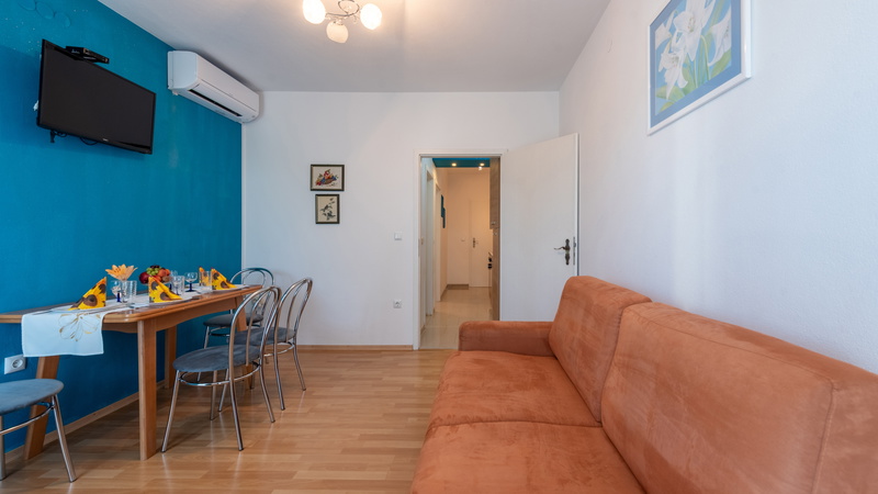 Cozy Getaway Lucija 1