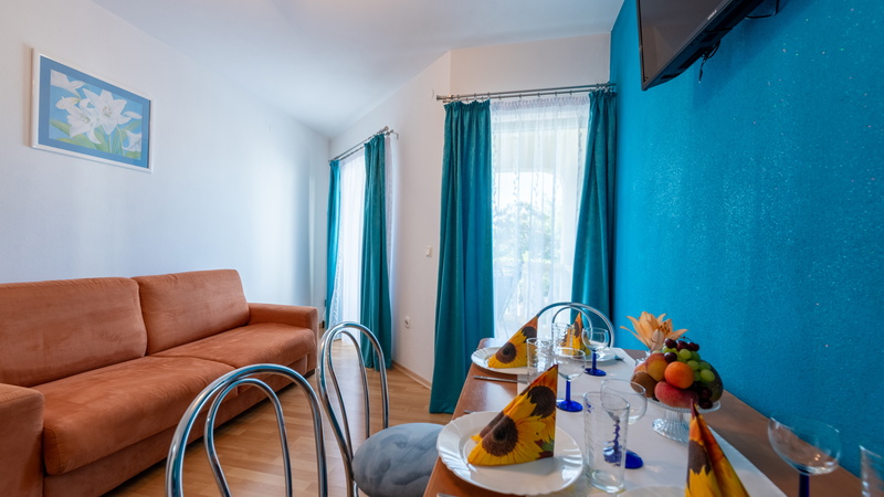 Cozy Getaway Lucija 1