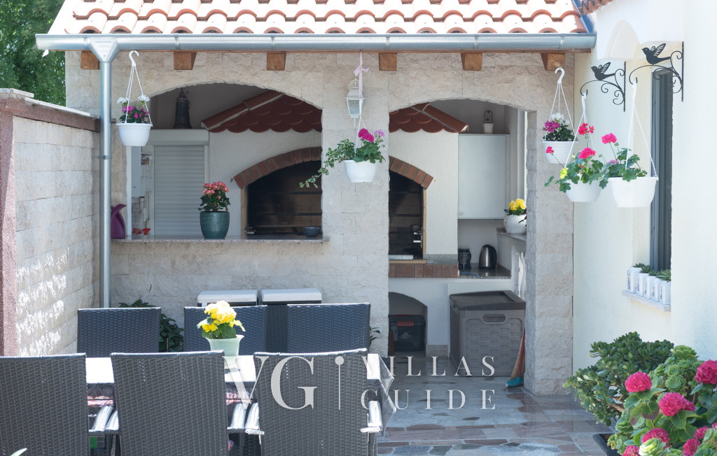 Apartman Lucija 5 Garten und Außenbereich