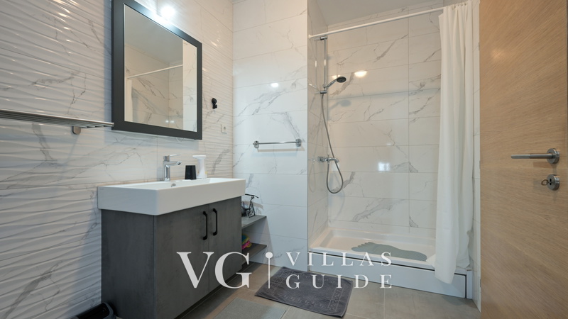 Villa Nevita Badezimmer