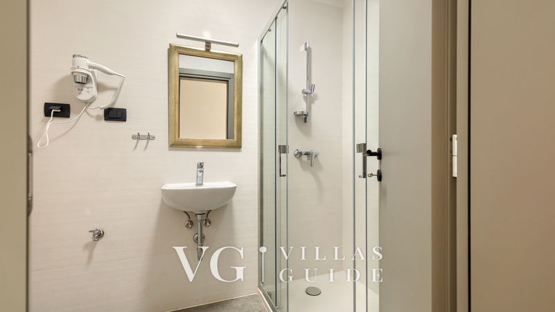 Villa Lucilla Bathroom