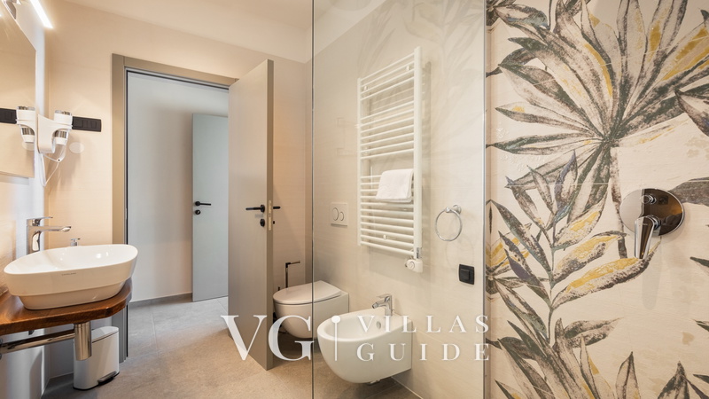 Villa Lucilla Bathroom