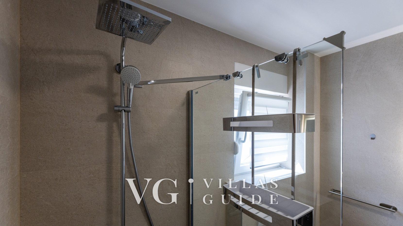 Villa Sole Komarna Badezimmer