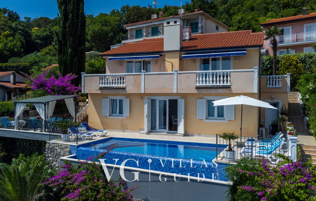 Villa Medea sea view Garden and property exterior