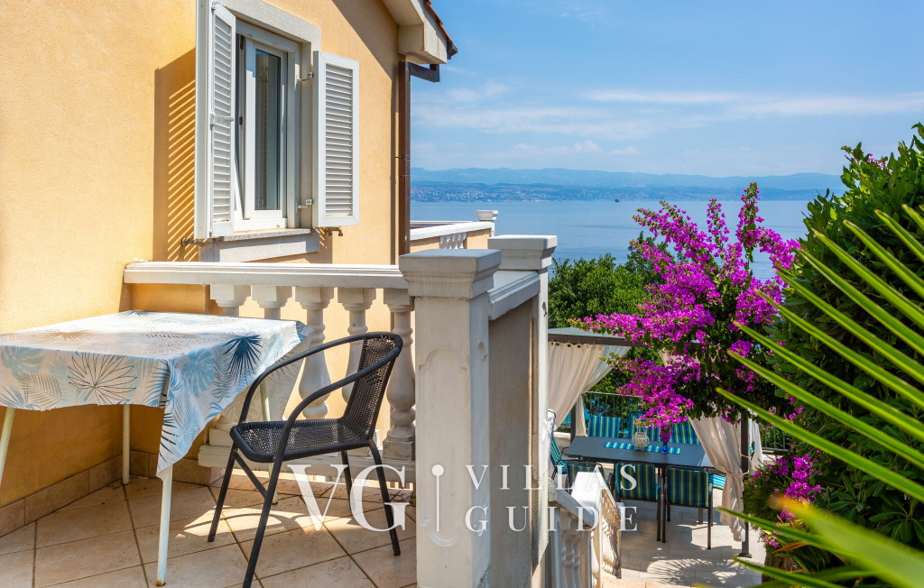 Villa Medea sea view Garden and property exterior