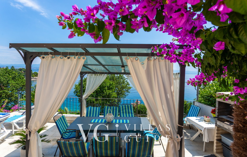 Villa Medea sea view Garden and property exterior