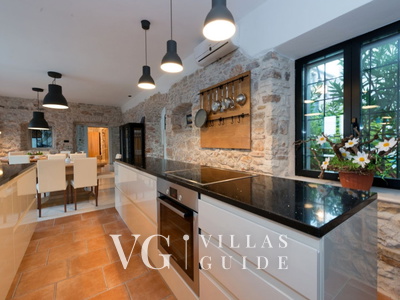 Villa Jardin Kitchen