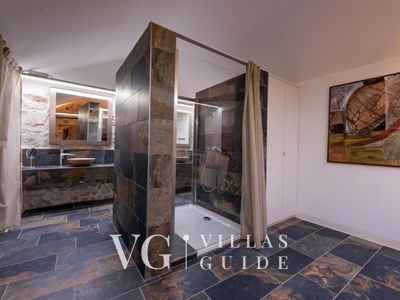 Villa Jardin Bathroom