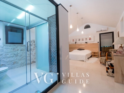 Villa Jardin Bathroom