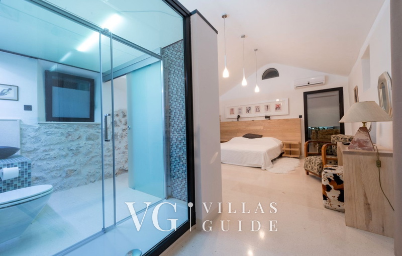 Villa Jardin Bathroom