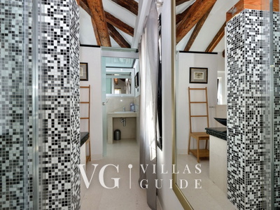 Villa Jardin Bathroom