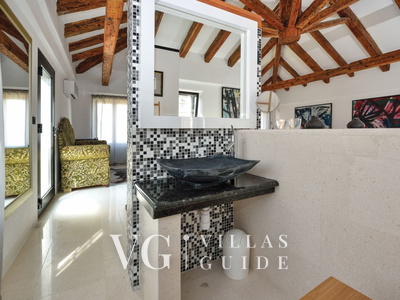 Villa Jardin Bathroom