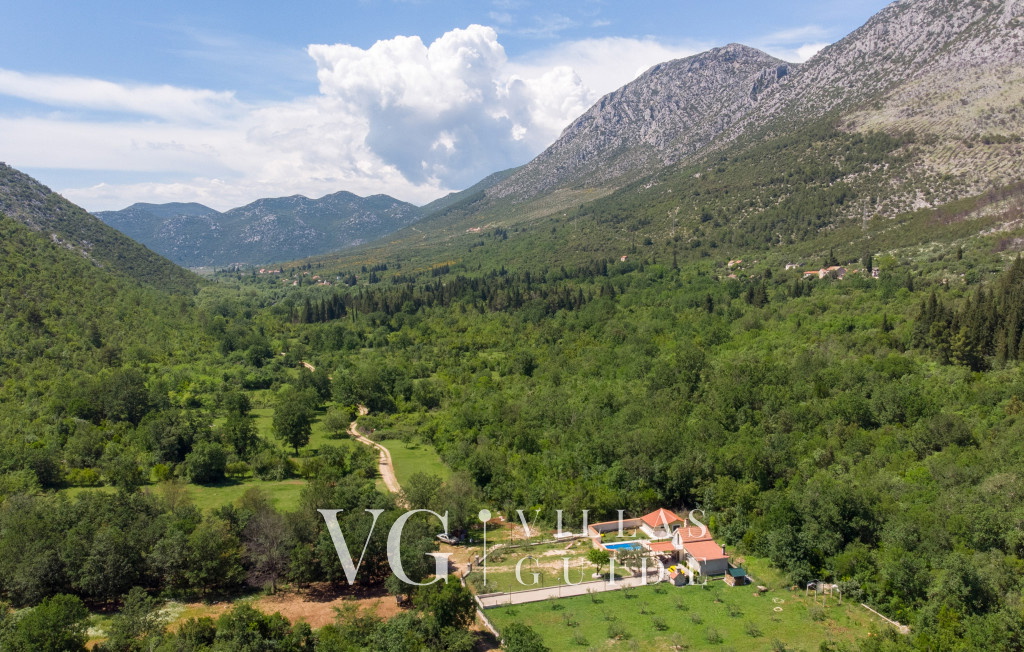 Country house Desne Garden and property exterior