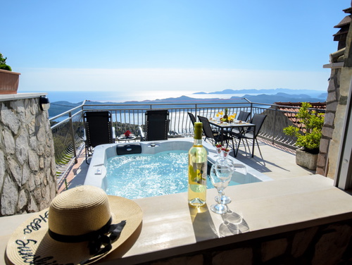 Village house Kate Dubravica