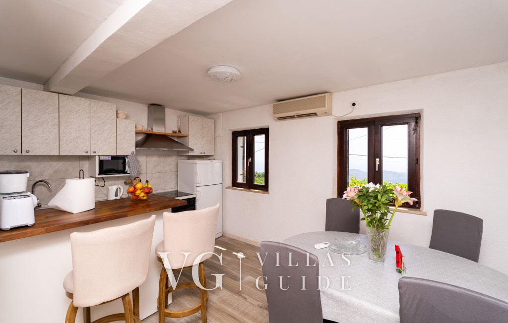 Village house Kate Dubravica Küche