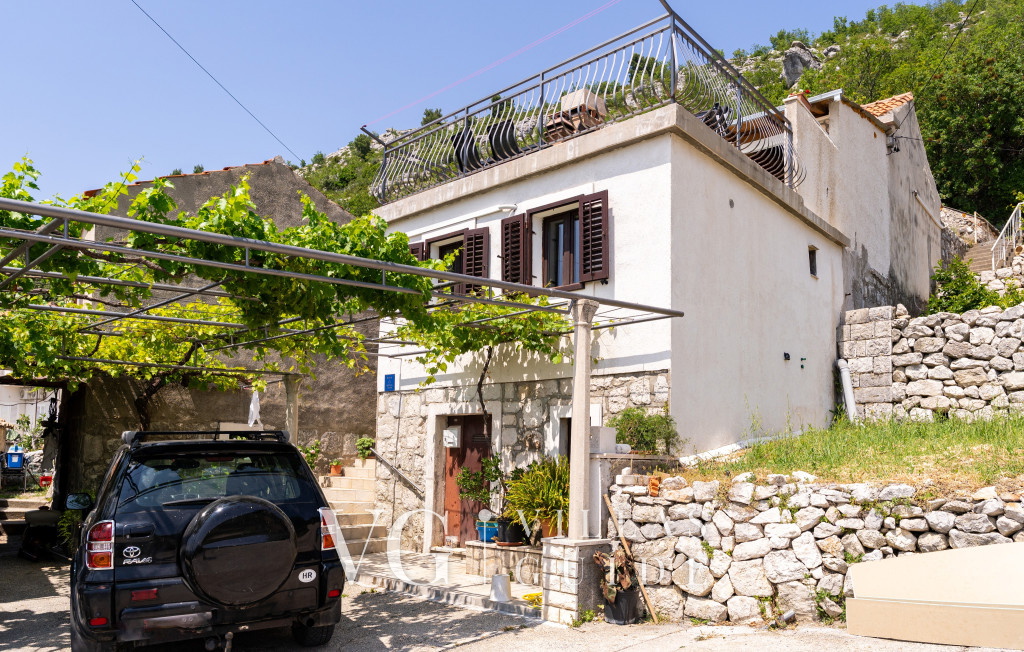 Village house Kate Dubravica Garten und Außenbereich