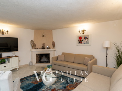 Village house Kate Dubravica Living room