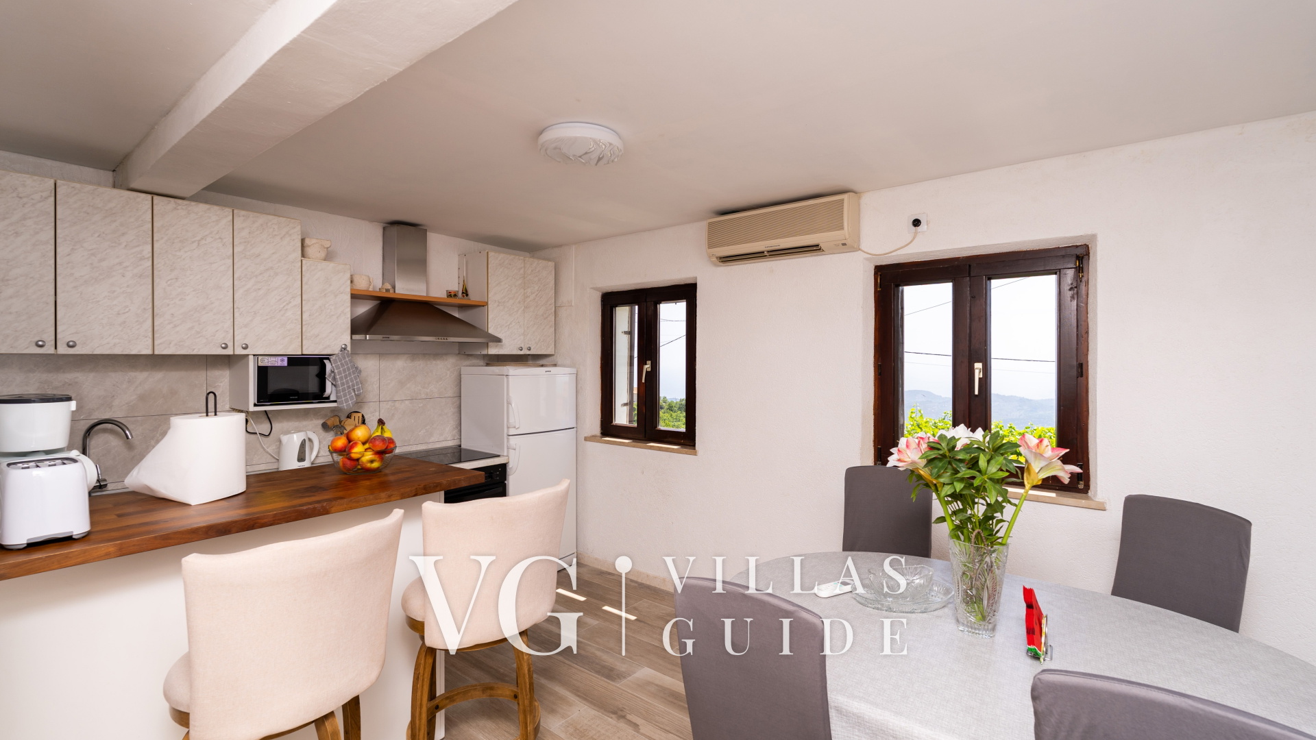 Village house Kate Dubravica Kitchen